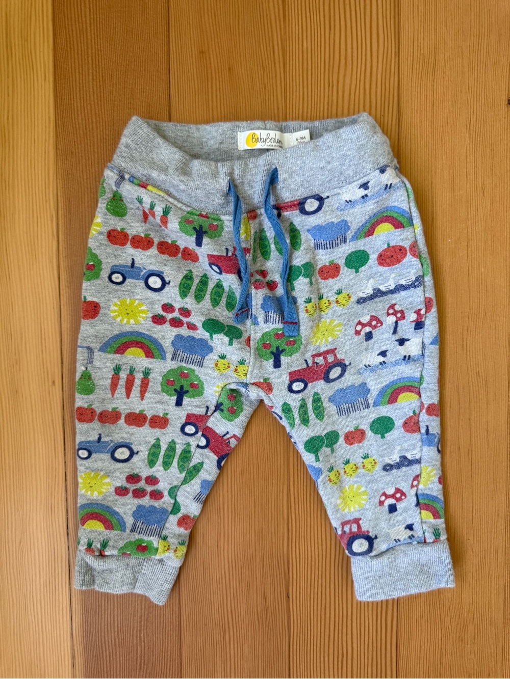 Baby Boden Gray Farm-Print Sweatpants